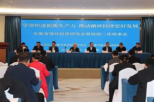 董路：洛国富回广州2个赛季出场14次，这种状态还能进国足有疑问